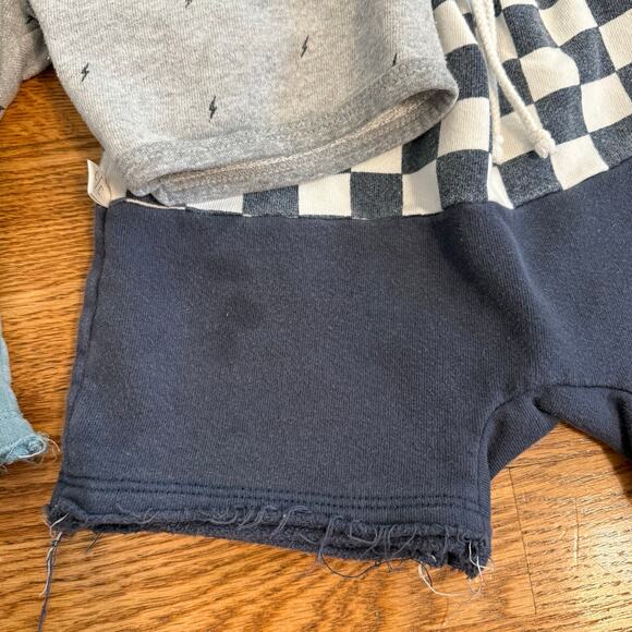 CHILDHOODS CLOTHING Boy’s Size 6/7 Shorts Bundle Boy and Retro Short - Picture 7 of 8